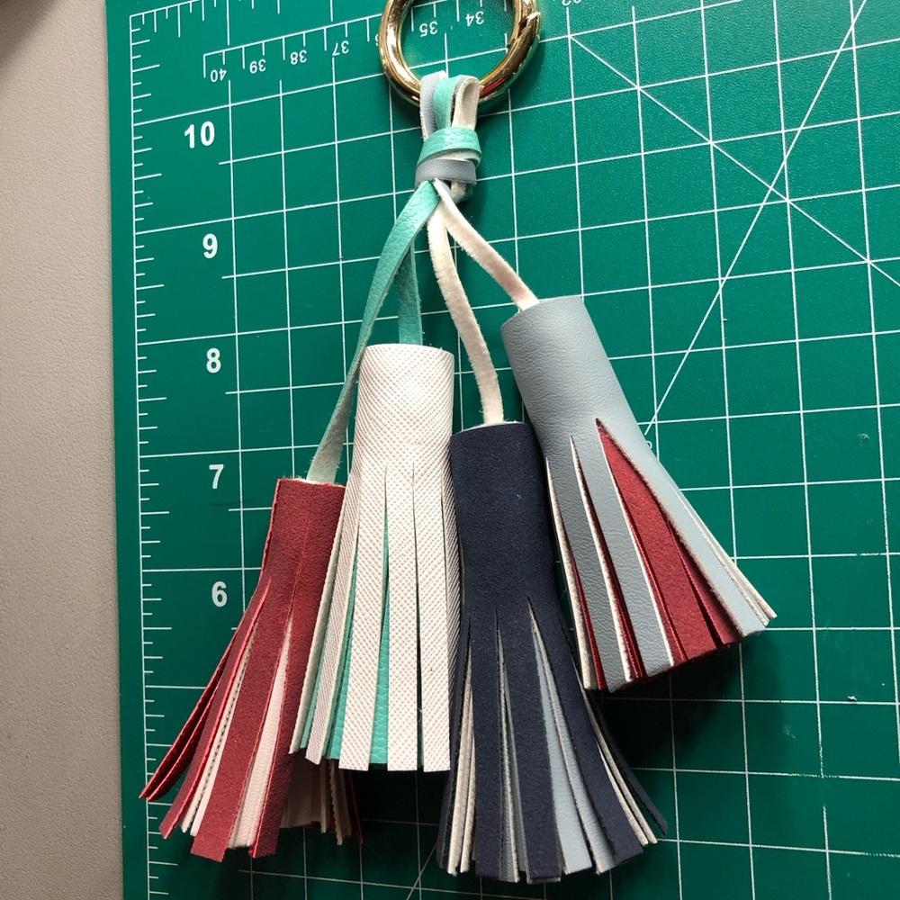 Handmade Spring Tassel Key Holder - Picture 9 of 9
